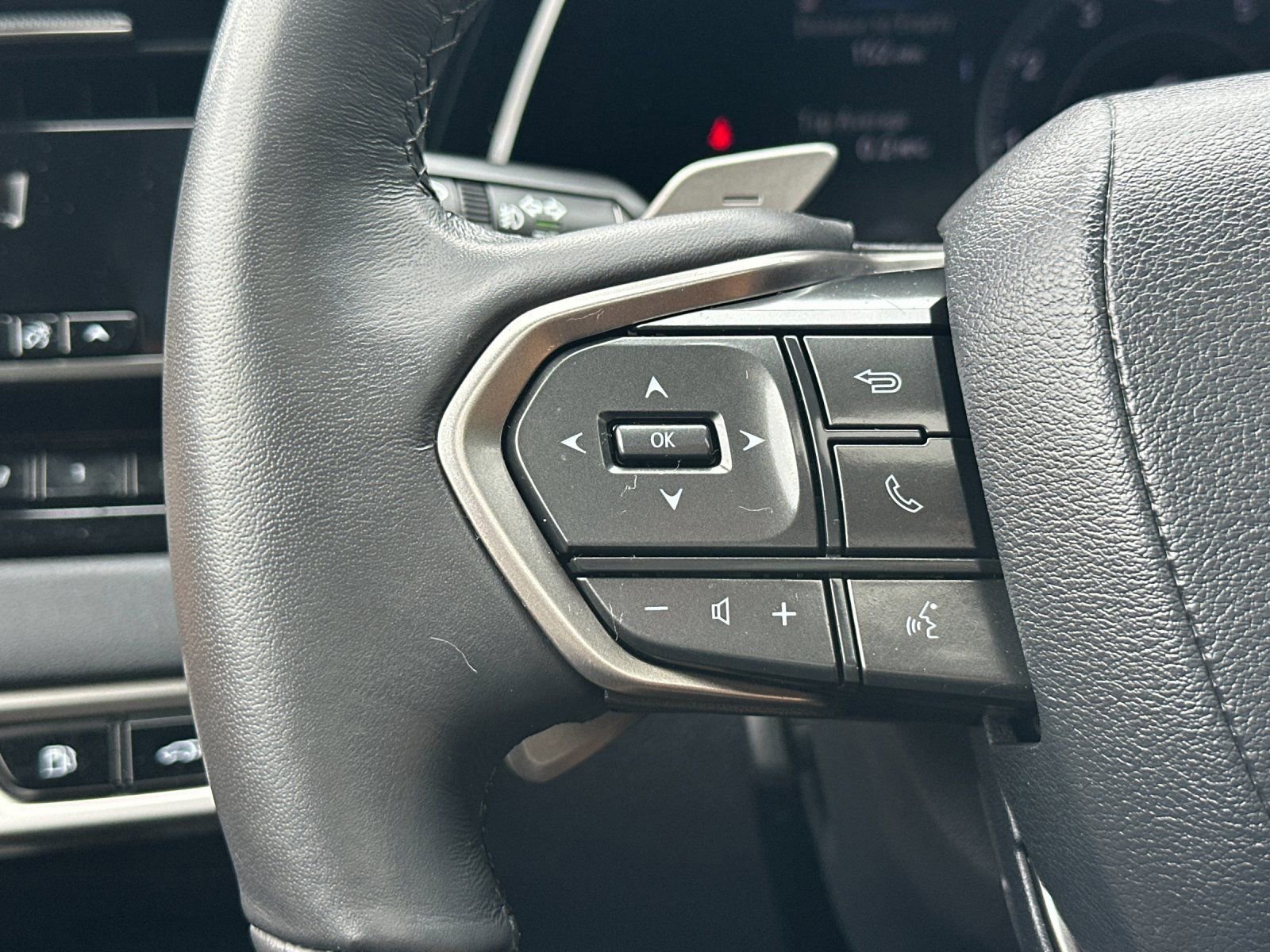 Used 2023 Lexus RX 350 Premium w/ Accessory Package (Z1) FWD image 28