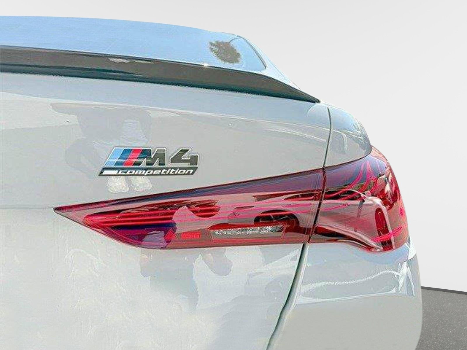 Used 2025 BMW M4 xDrive Competition w/ Executive Package image 34