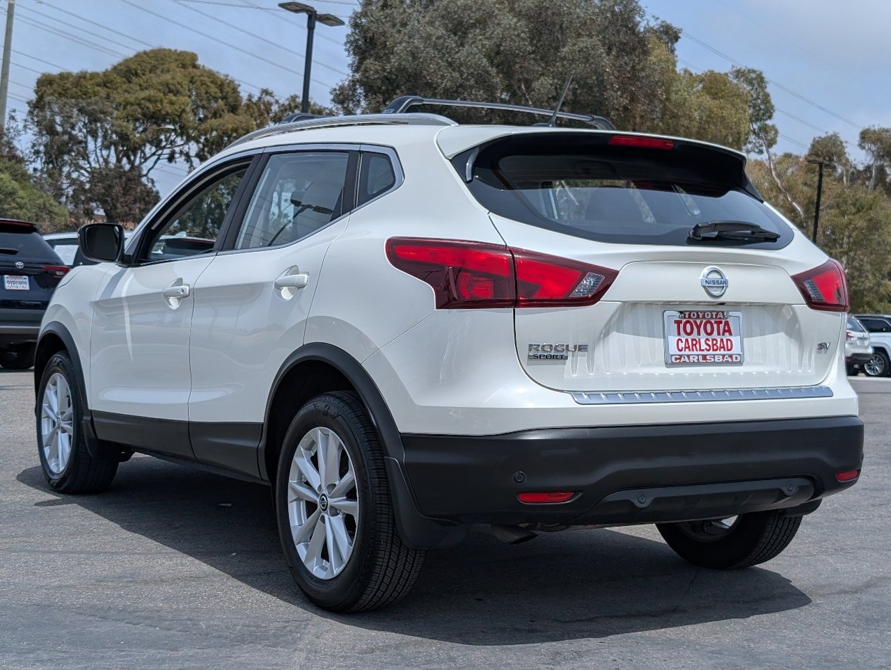 Used 2019 Nissan Rogue Sport SV FWD image 12