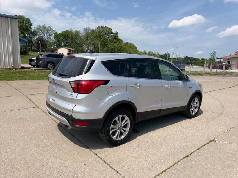 Used 2019 Ford Escape SE AWD/4WD image 3