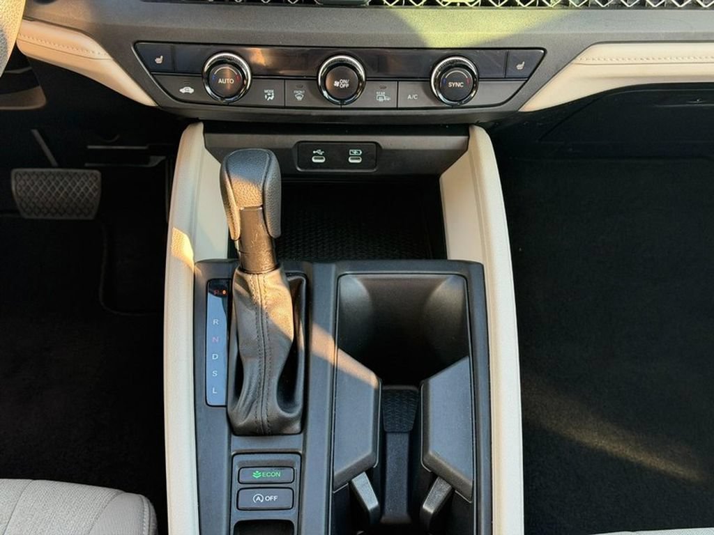 Certified 2025 Honda Accord SE image 15