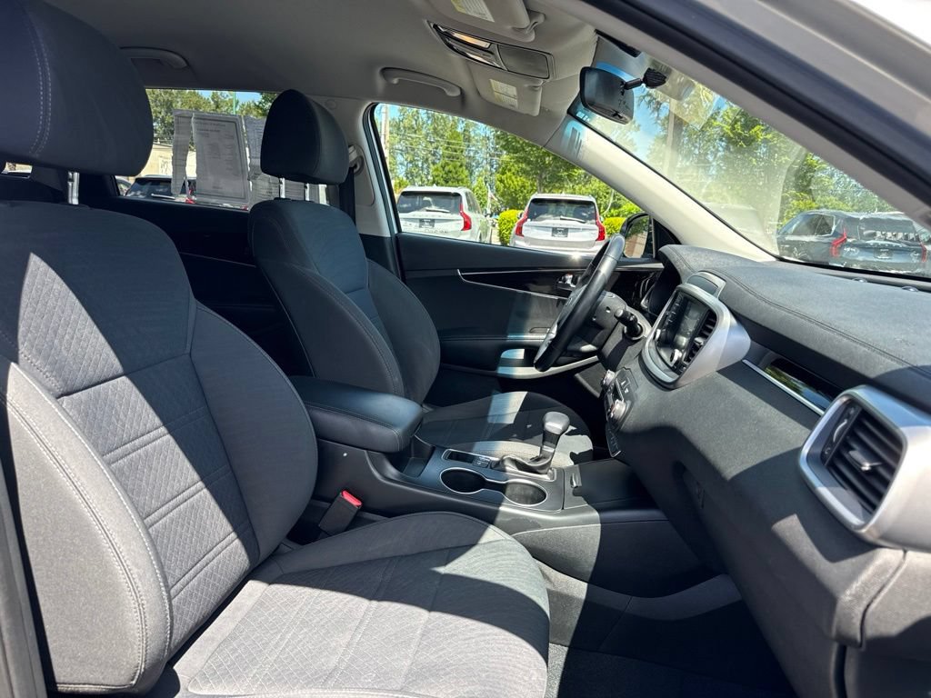 Used 2020 Kia Sorento S AWD/4WD image 21