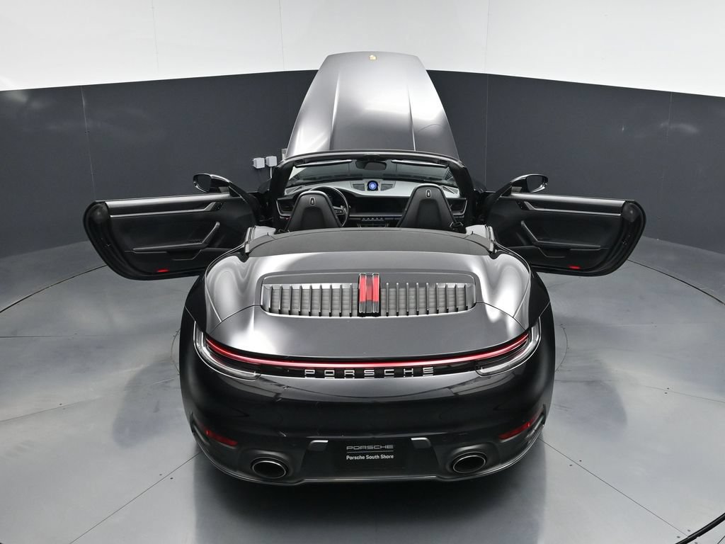 Certified 2020 Porsche 911 Carrera RWD image 32