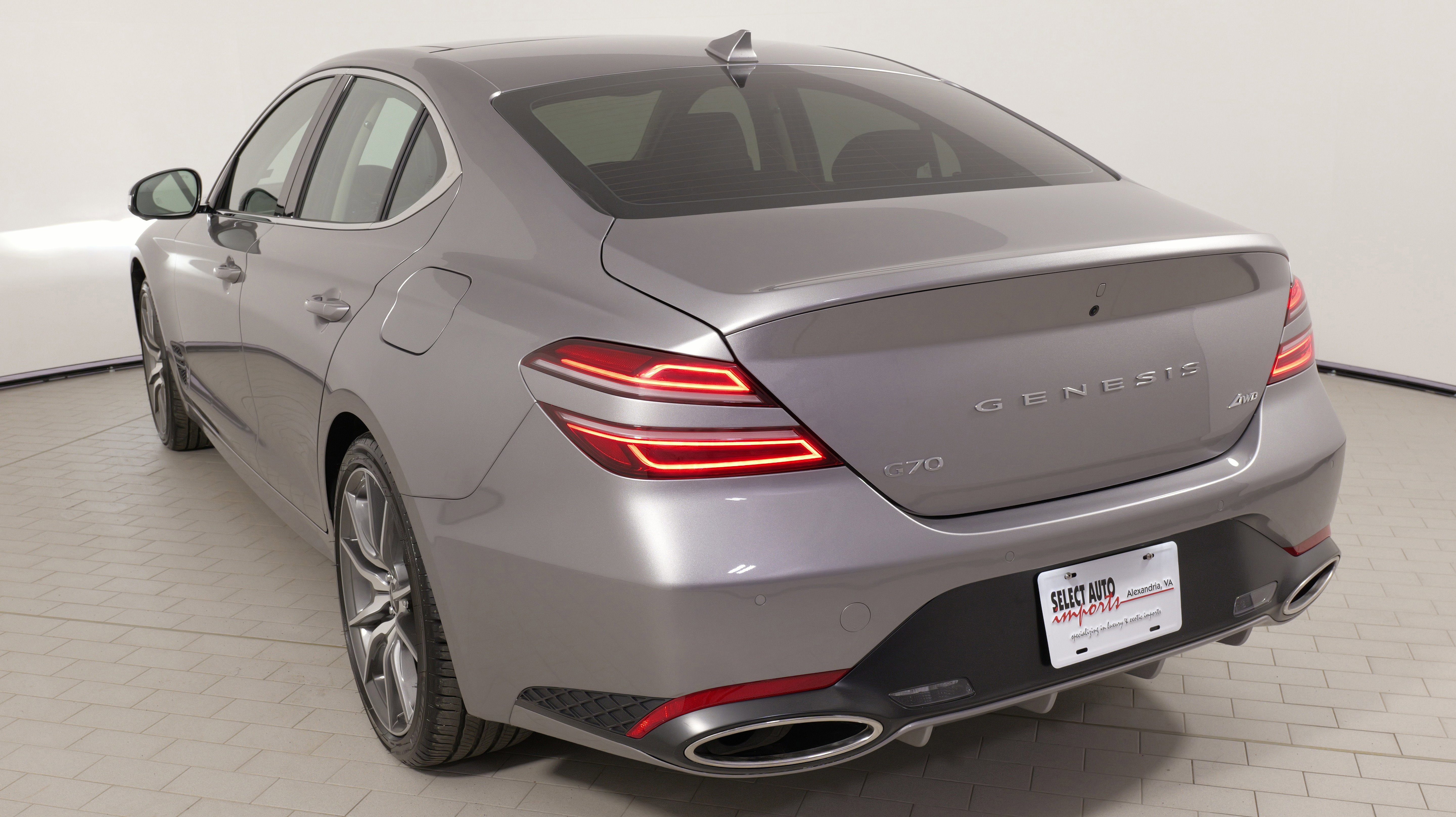 Used 2026 Genesis G70 2.5T Prestige image 11