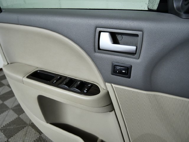 Used 2008 Mercury Sable Premier FWD image 23