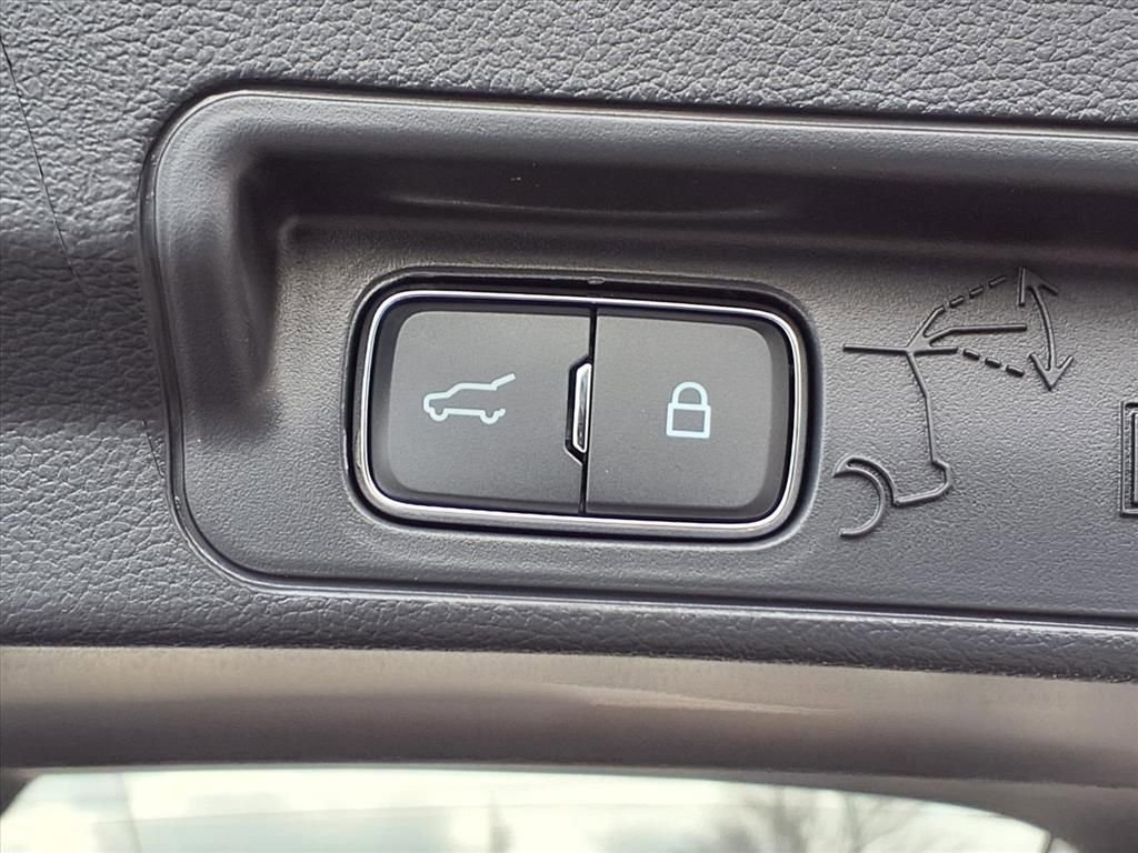 New 2026 Ford Explorer Platinum w/ LUX Leather Package image 25