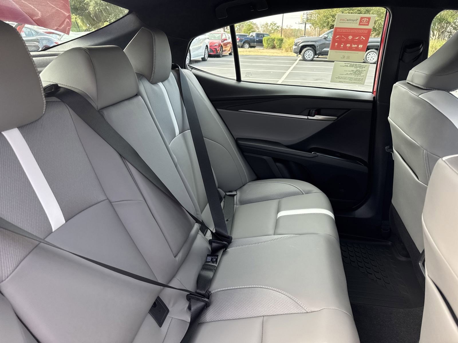 Used 2025 Toyota Camry SE w/ Multimedia Upgrade Package FWD image 29