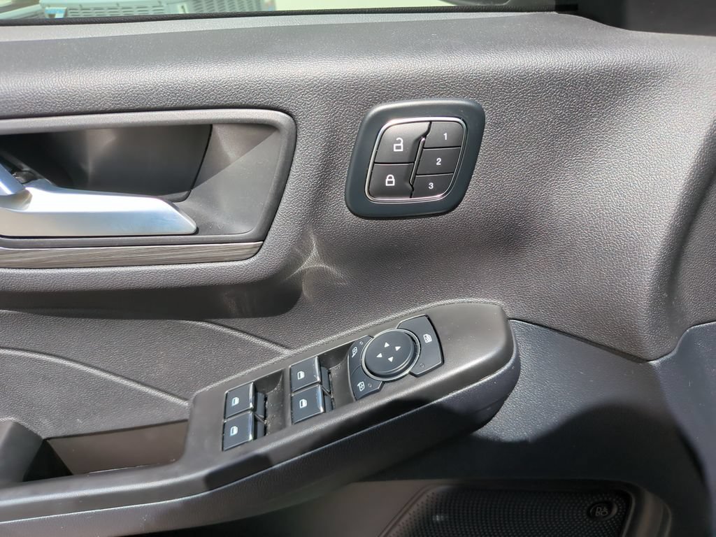 Used 2026 Ford Escape SE w/ PHEV Premium Package FWD image 21