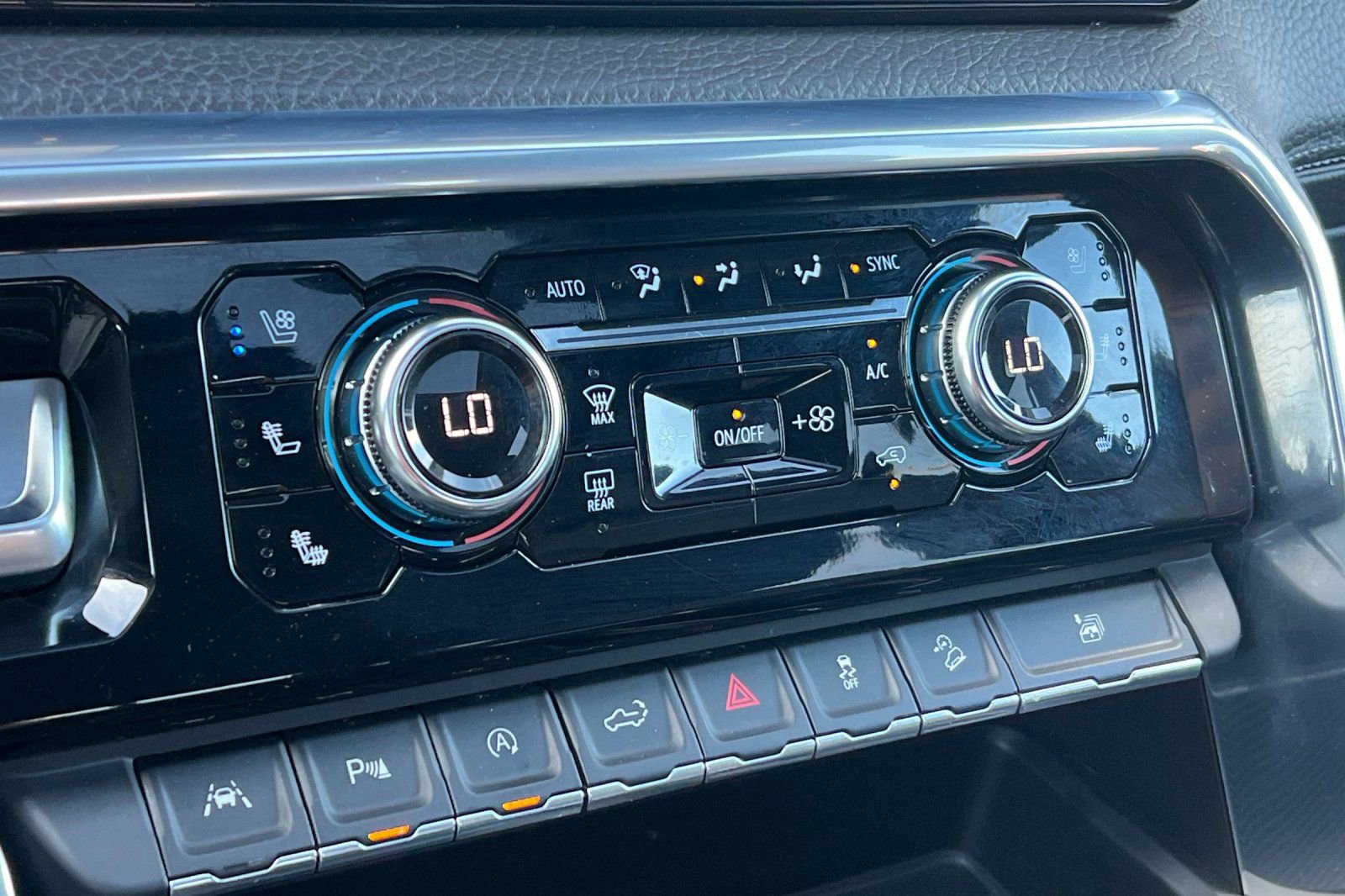 Used 2023 GMC Sierra 1500 Denali w/ Denali Reserve Package image 29