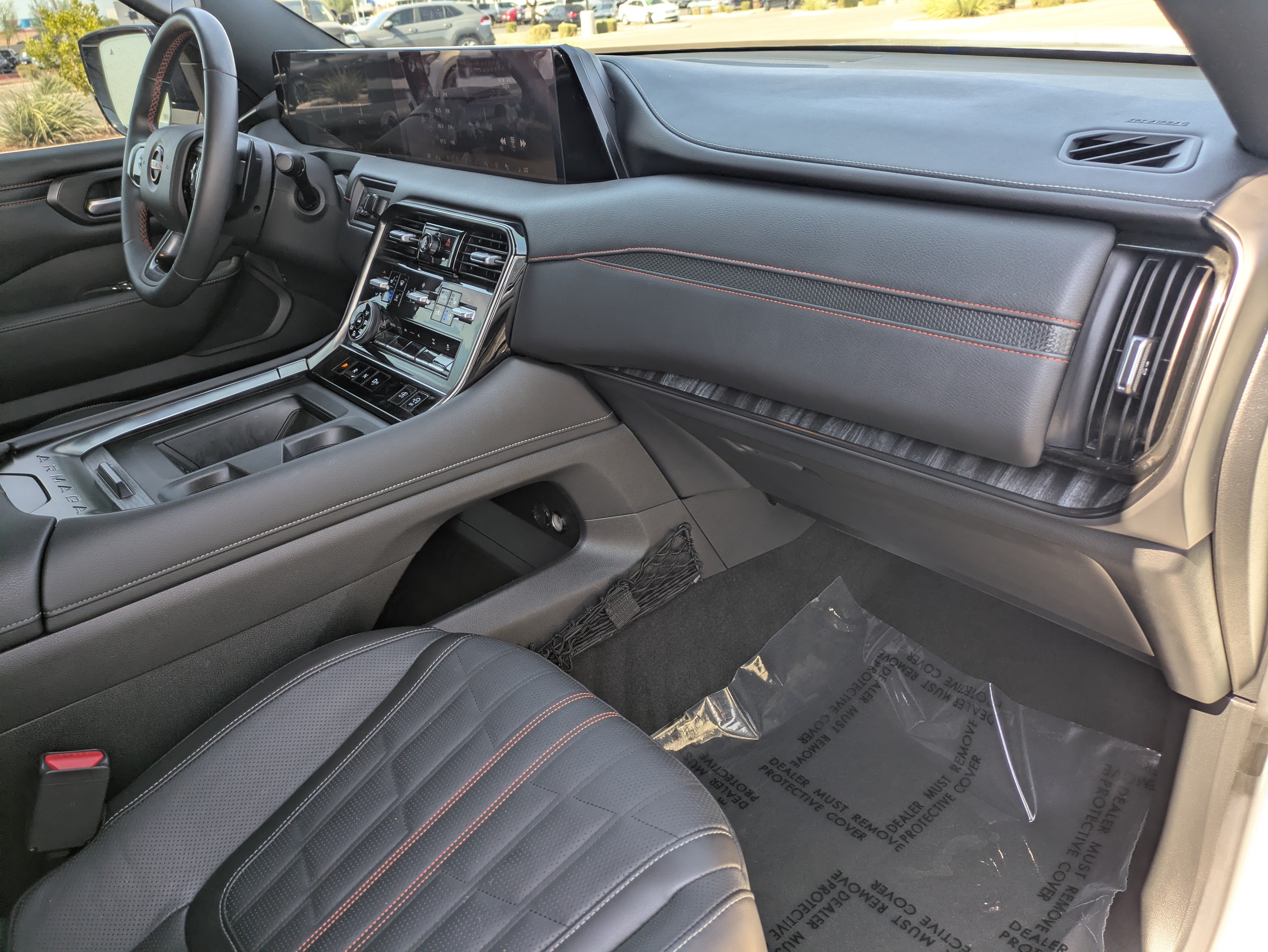 Used 2025 Nissan Armada PRO-4X w/ Pro-4X Premium Package AWD/4WD image 13