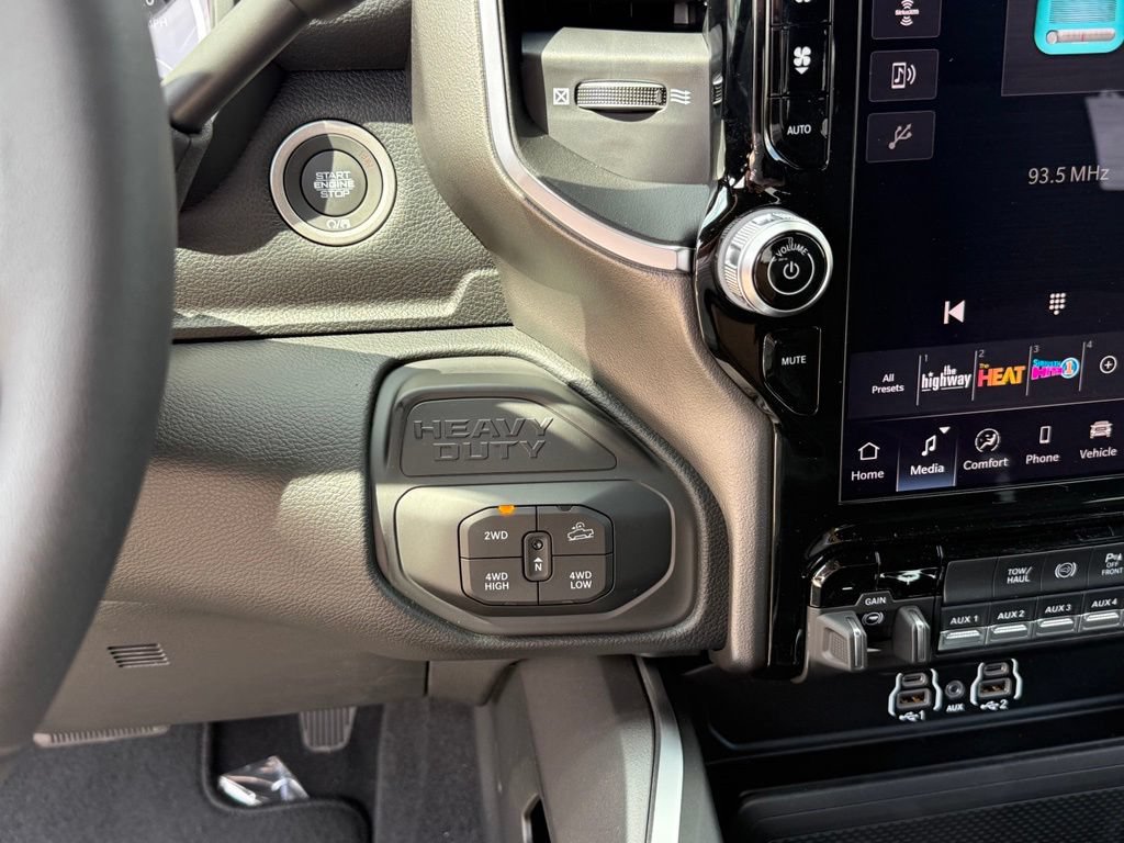 New 2027 RAM 2500 Big Horn AWD/4WD image 23