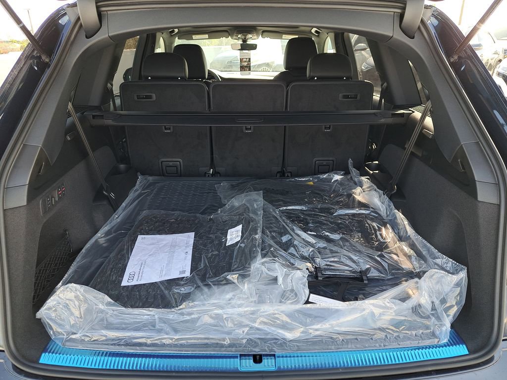 New 2026 Audi Q7 3.0T Premium Plus AWD/4WD image 31