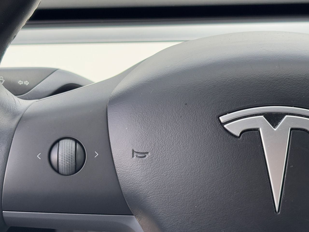 Used 2018 Tesla Model 3 image 19