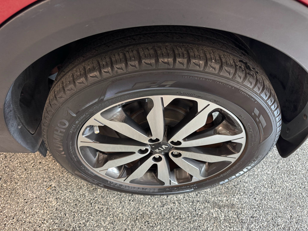 Used 2017 Kia Sportage EX image 14