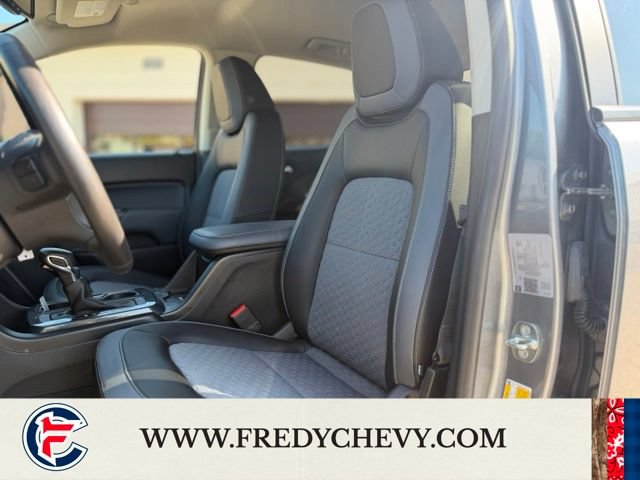 Used 2022 Chevrolet Colorado Z71 AWD/4WD image 23