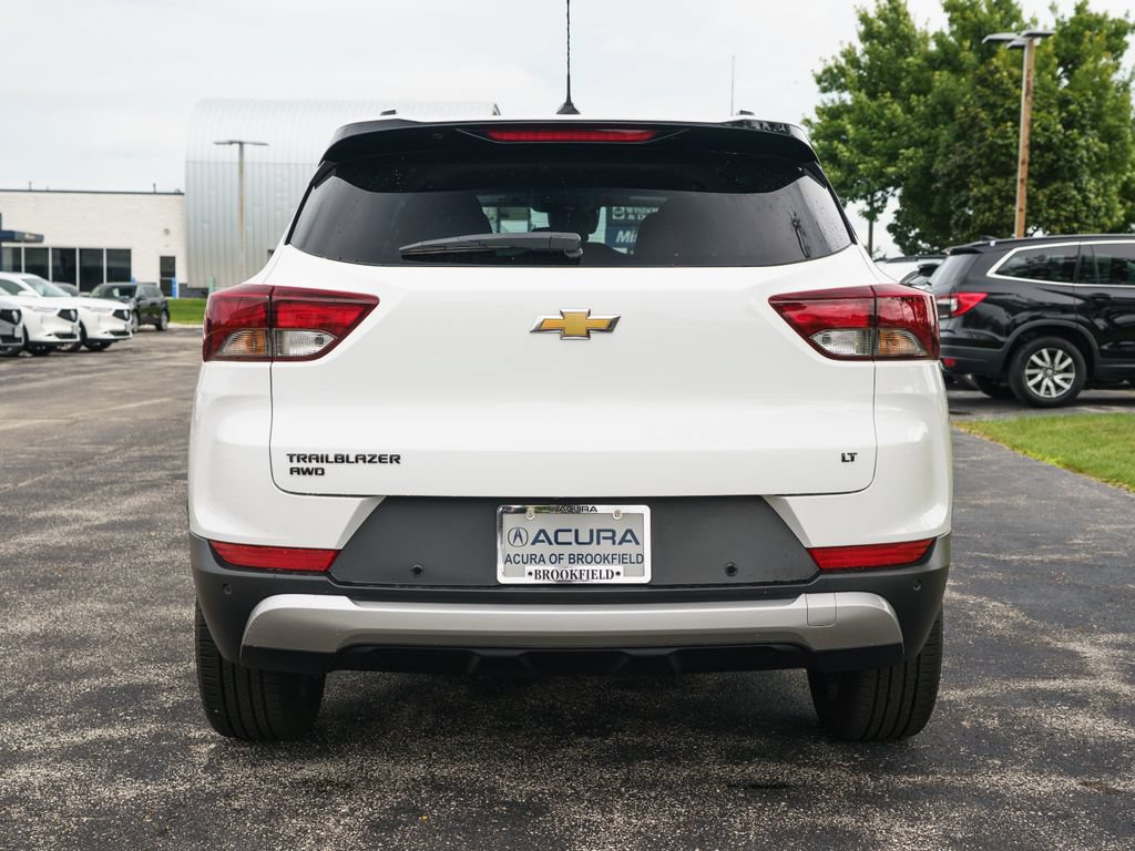 Used 2024 Chevrolet TrailBlazer LT w/ LT Cold Weather Package AWD/4WD image 10