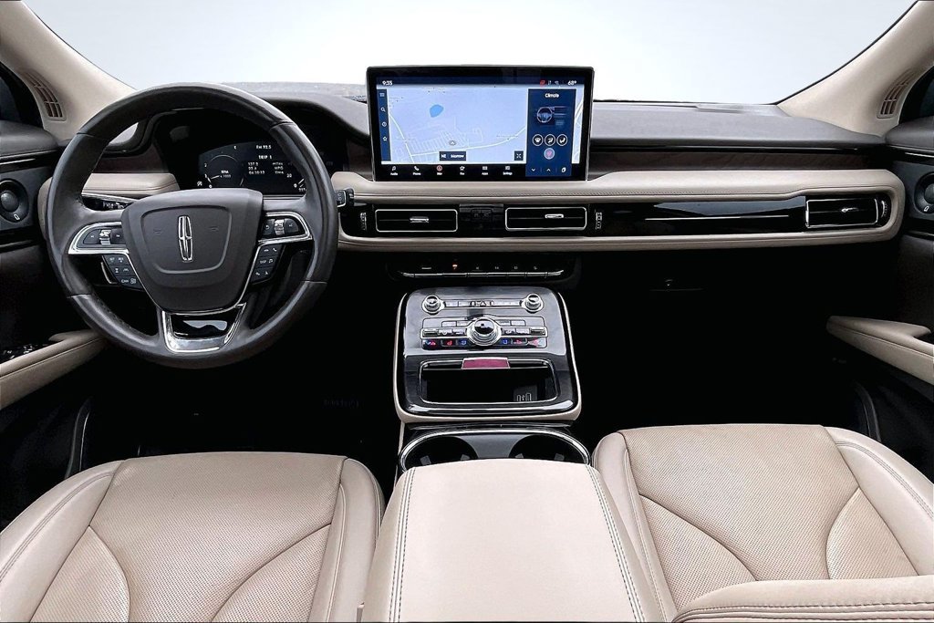 Certified 2023 Lincoln Nautilus Reserve w/ Equipment Group 201A AWD/4WD image 9