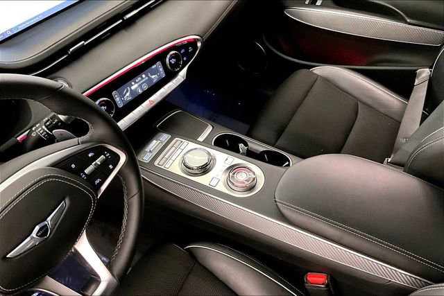 Used 2023 Genesis GV70 2.5T w/ Sport Prestige Package image 15