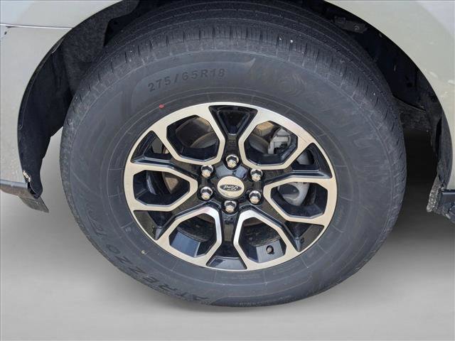 Used 2024 Ford Expedition Max XLT image 14