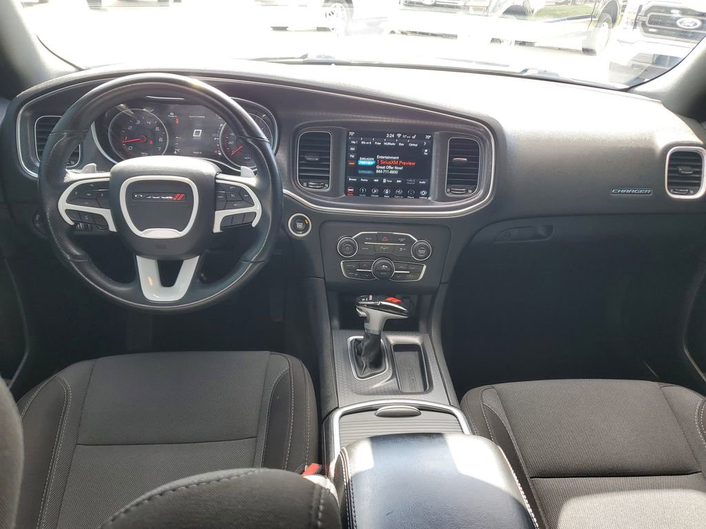 Used 2018 Dodge Charger R/T image 11