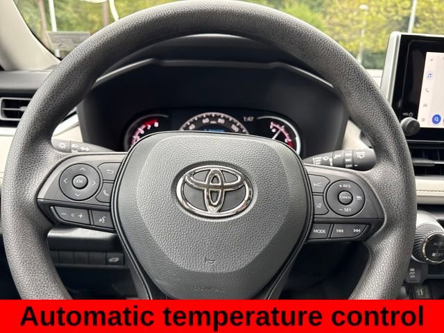 Used 2023 Toyota RAV4 XLE image 16