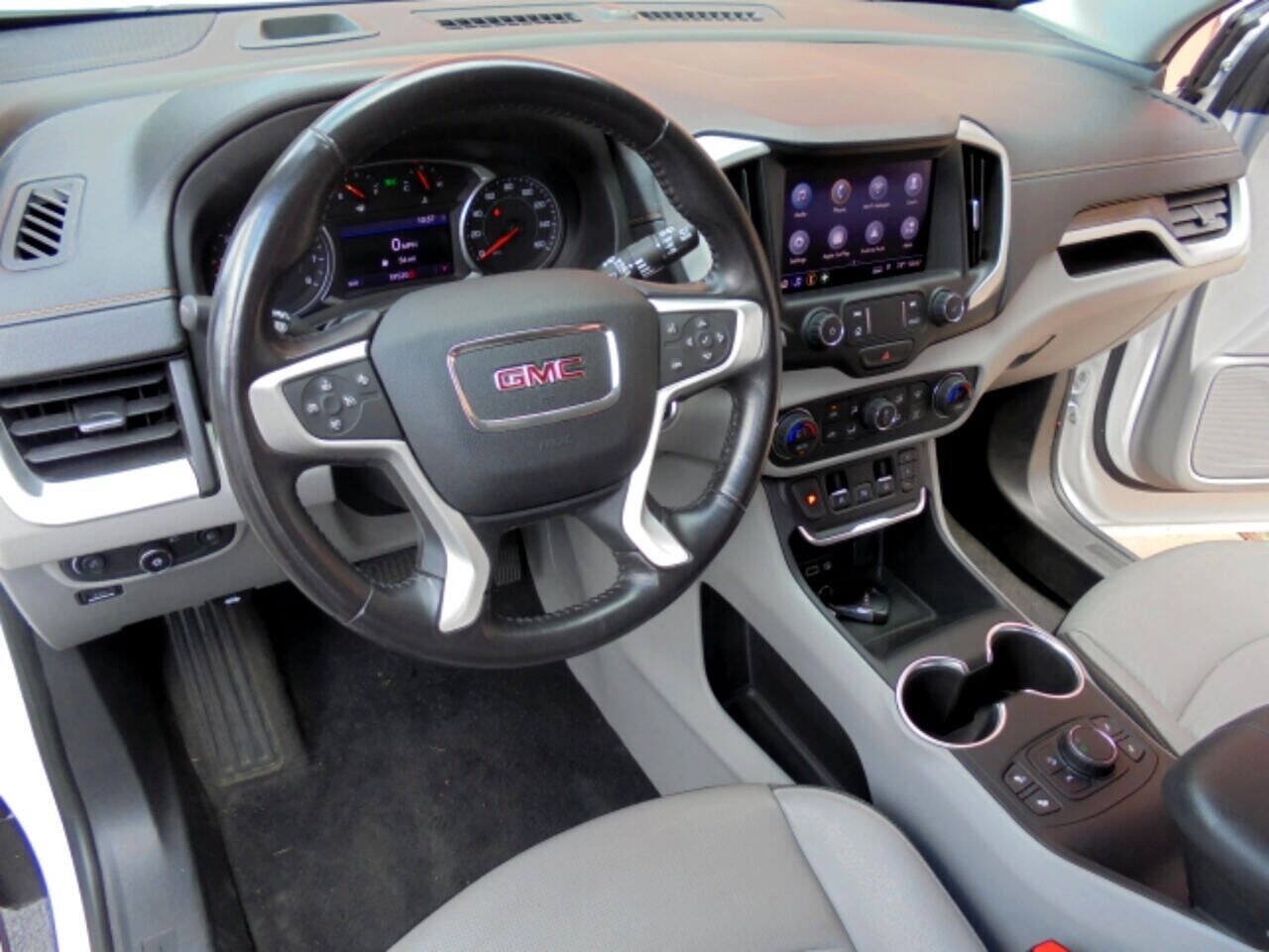 Used 2020 GMC Terrain SLT FWD image 17