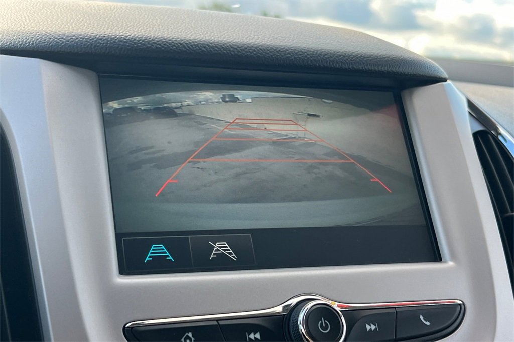 Used 2017 Chevrolet Cruze LS image 17