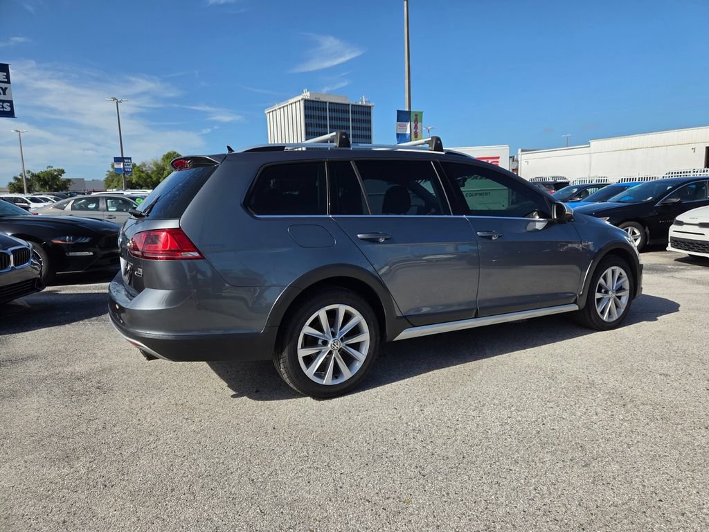 Used 2017 Volkswagen Golf Alltrack S AWD/4WD image 13
