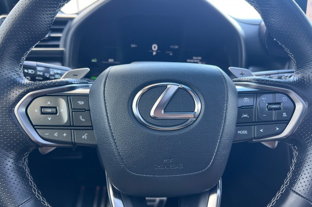 Certified 2026 Lexus LX 600 F Sport w/ Accessory Package (Z1) AWD/4WD image 29