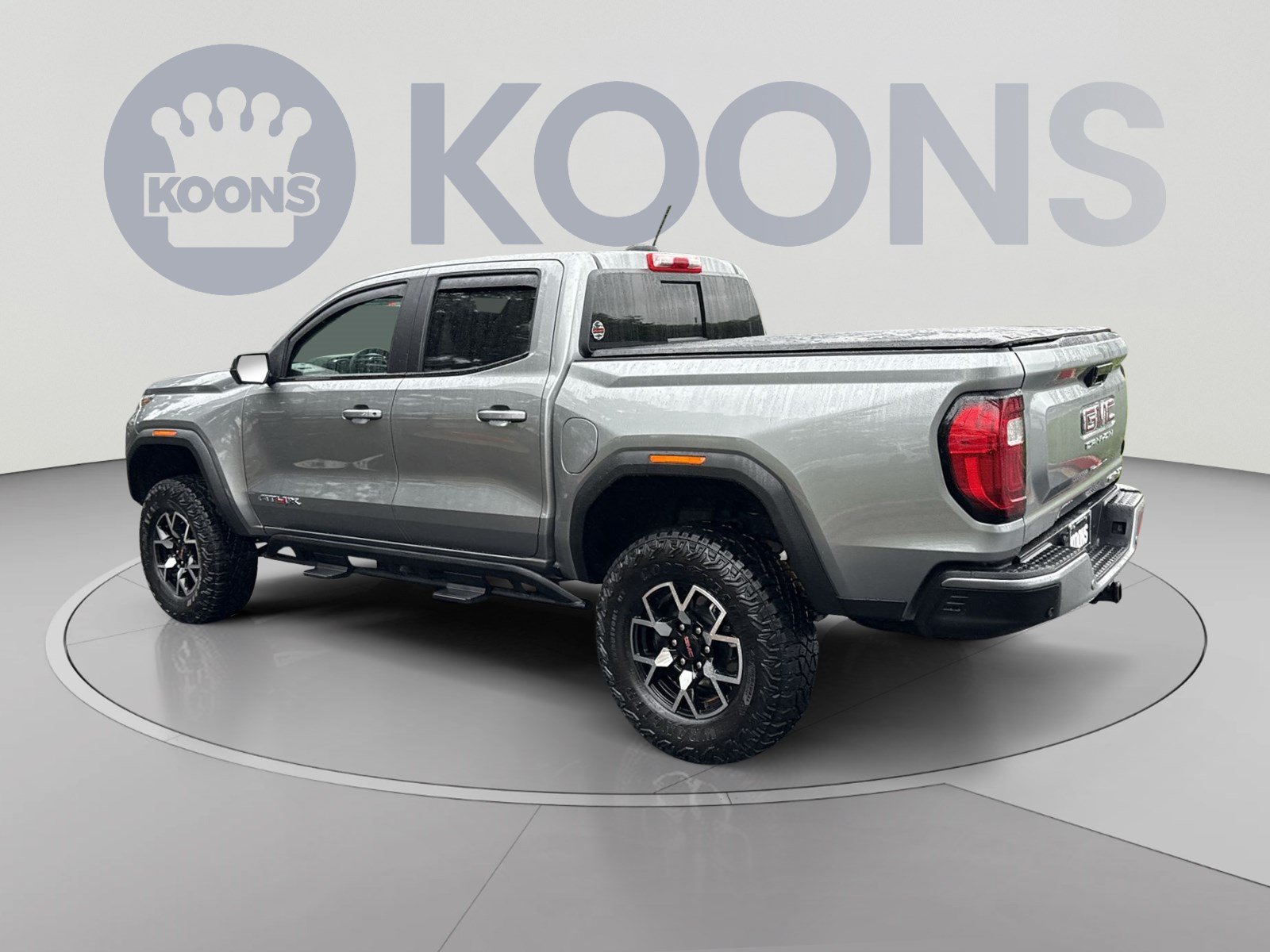 Used 2024 GMC Canyon AT4X AWD/4WD image 4
