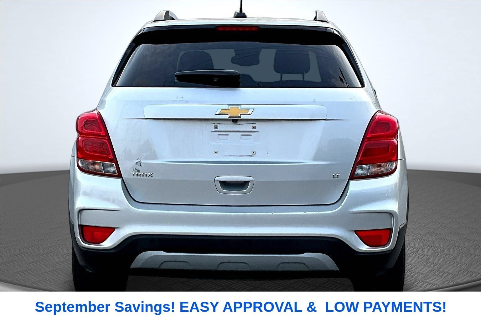 Used 2018 Chevrolet Trax LT w/ LT Convenience Package FWD image 4