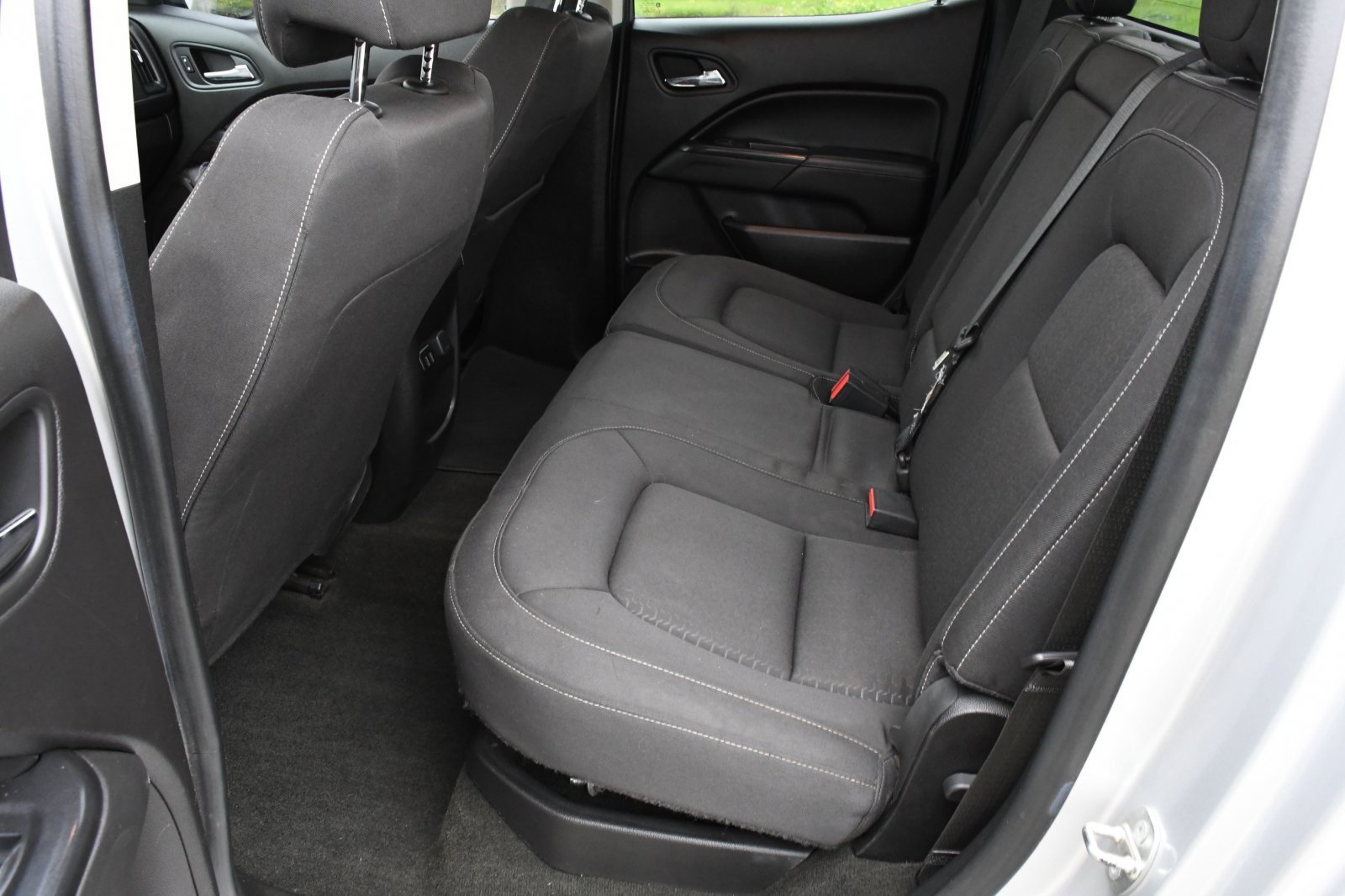 Used 2016 GMC Canyon SLE w/ Trailering Package image 9