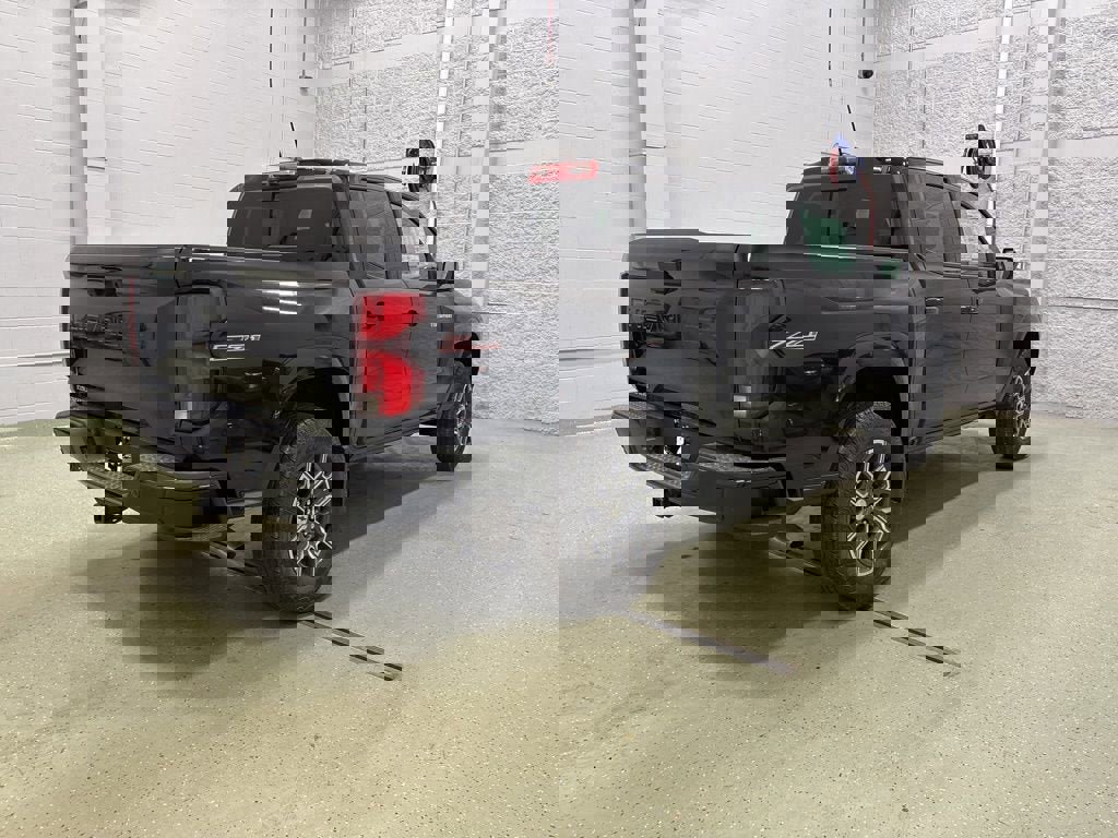 New 2026 Chevrolet Colorado Z71 w/ Technology Package image 3