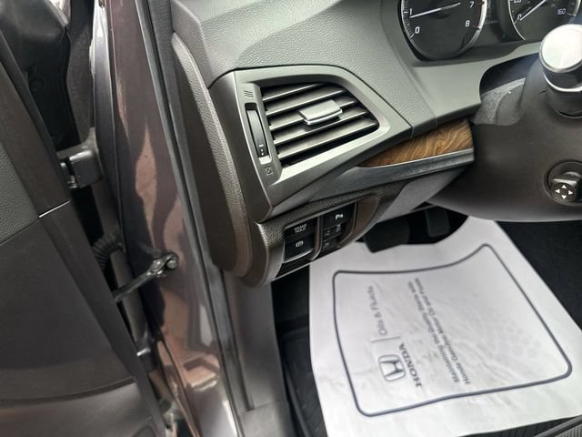 Used 2019 Acura MDX w/ Technology Package AWD/4WD image 12