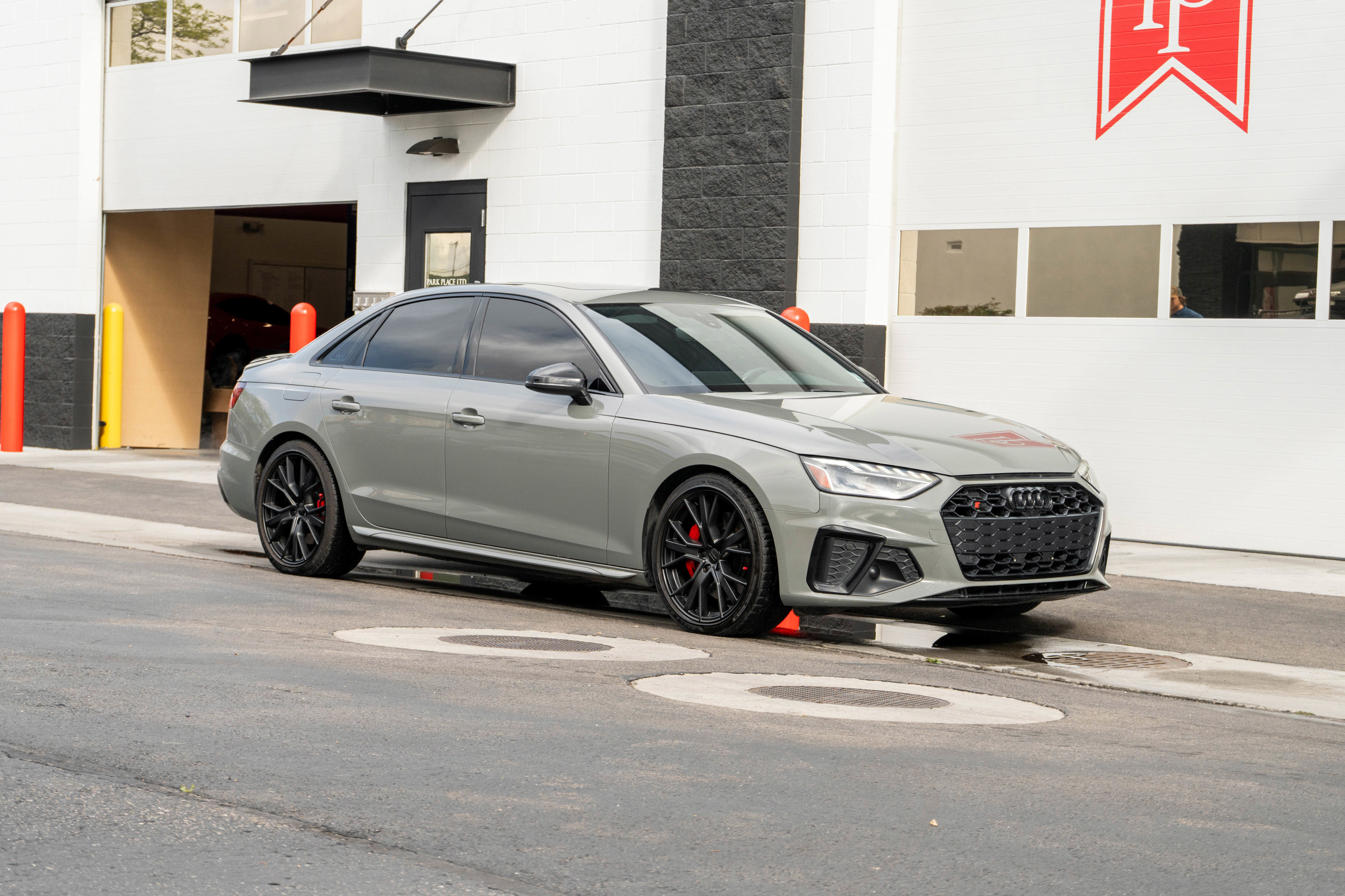 Used 2020 Audi S4 Premium Plus w/ Premium Plus Package image 41