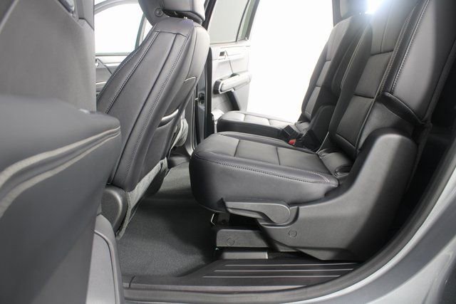 New 2026 GMC Acadia Elevation w/ Black Edition FWD image 19