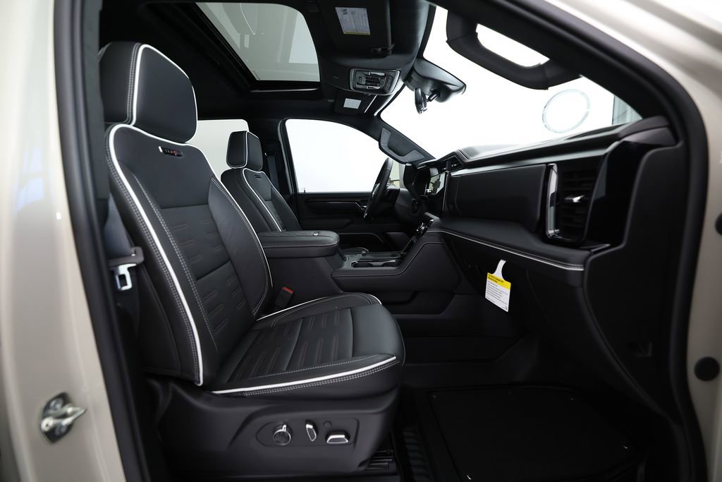 Used 2026 GMC Sierra 2500 AT4X image 11