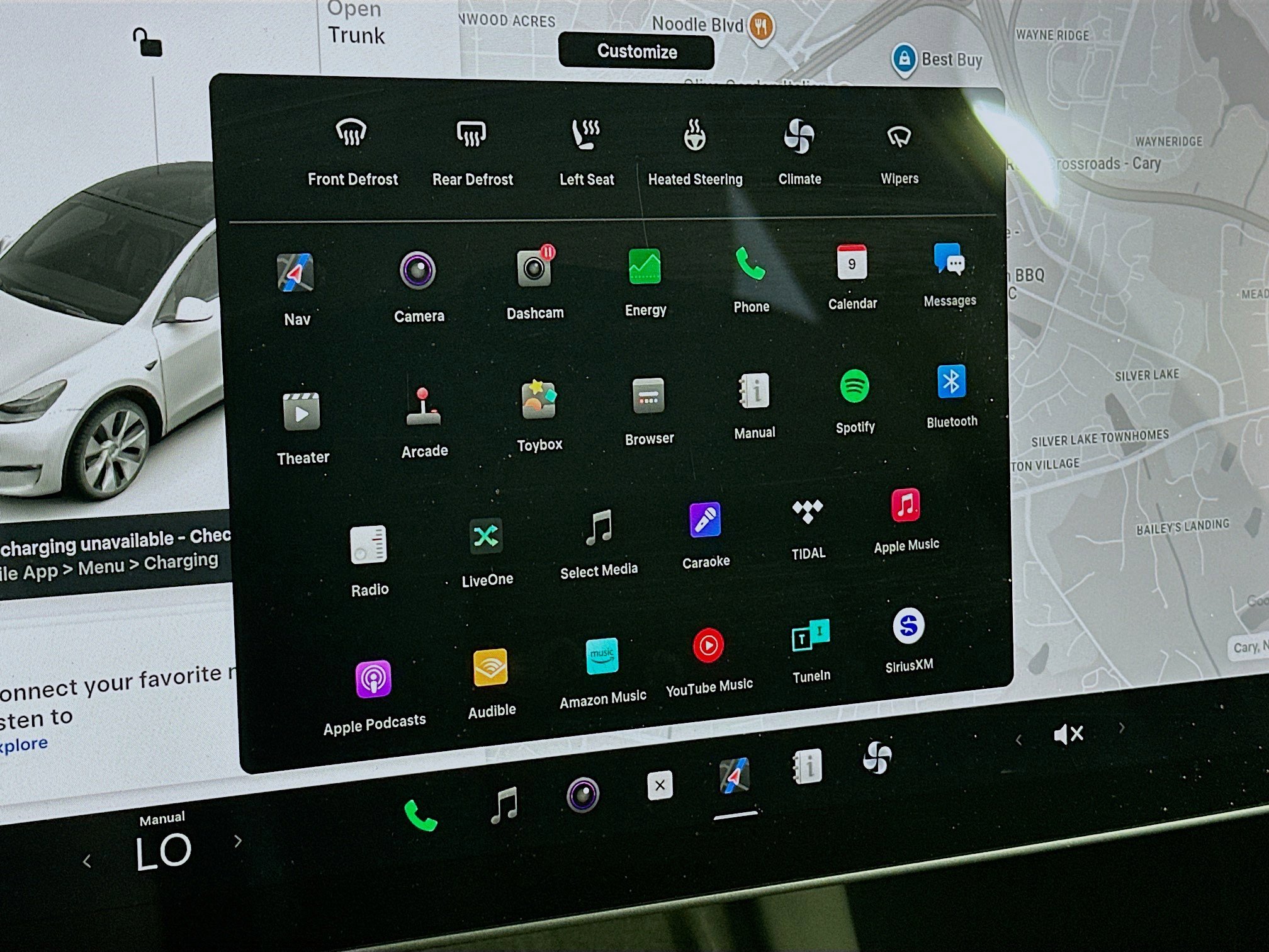 Used 2022 Tesla Model Y Long Range image 25