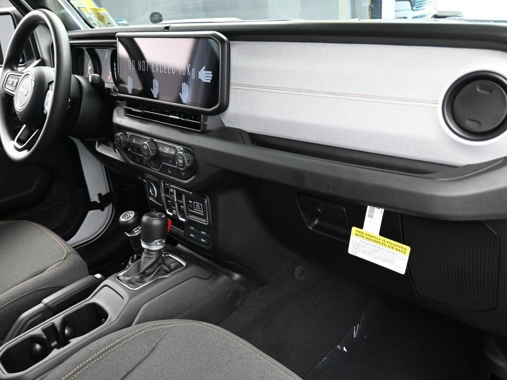 New 2026 Jeep Gladiator Sport AWD/4WD image 39