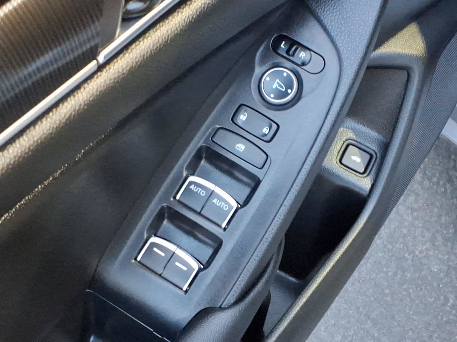 Used 2022 Honda Accord Sport image 14