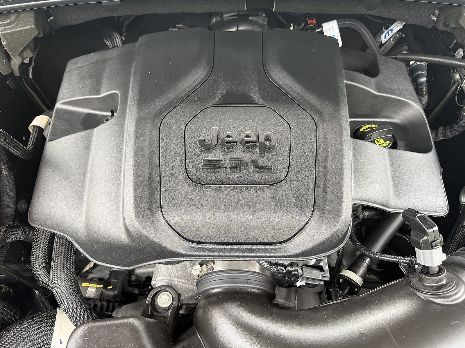 Used 2023 Jeep Grand Cherokee L Summit AWD/4WD image 10