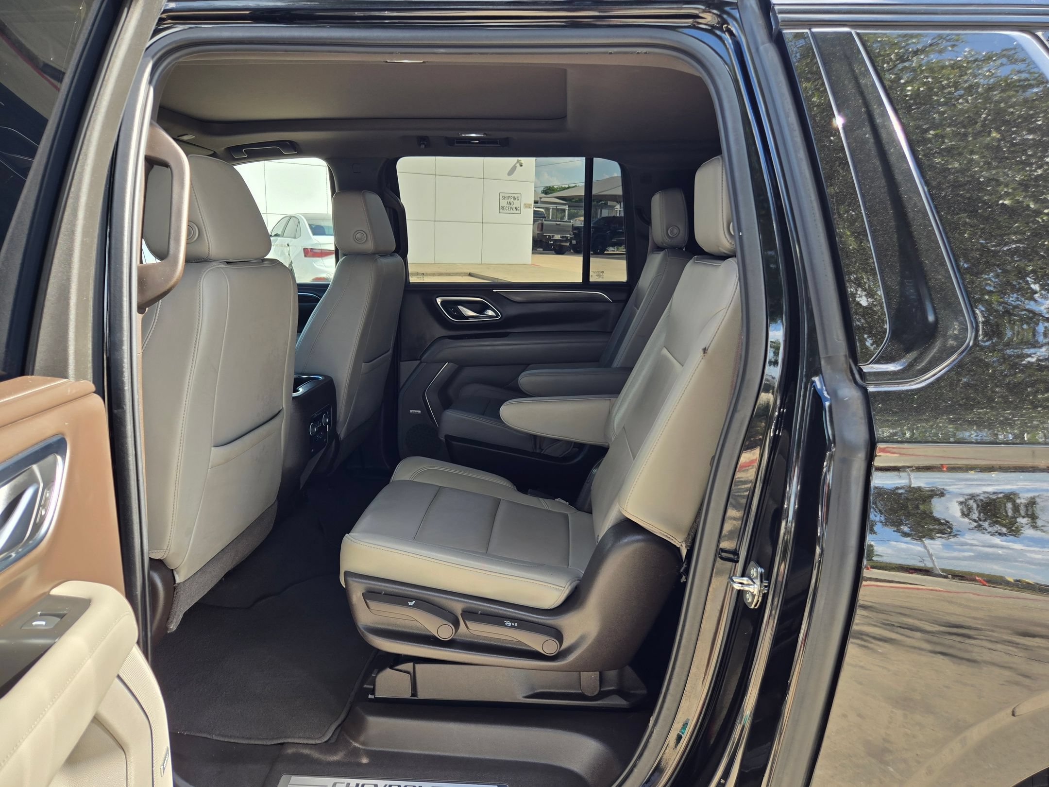 Certified 2021 Chevrolet Suburban Z71 AWD/4WD image 21