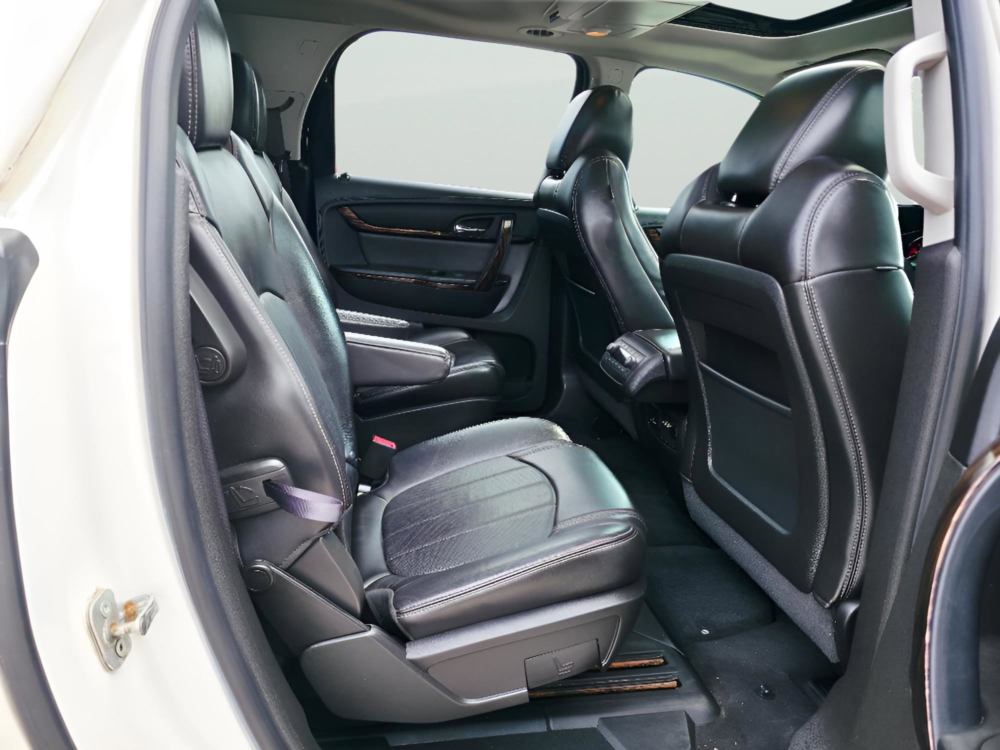 Used 2013 GMC Acadia Denali AWD/4WD image 14