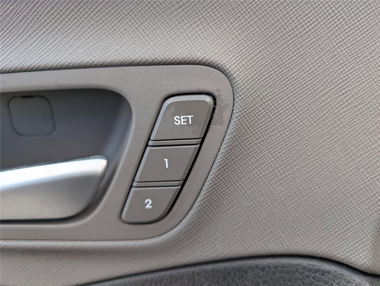 Used 2018 Hyundai Santa Fe Sport w/ 2.4L Tech Package 04 image 21