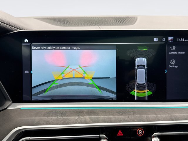 Used 2022 BMW X5 xDrive45e w/ Executive Package AWD/4WD image 16