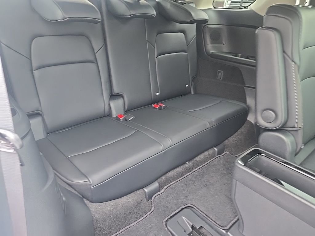 New 2026 Nissan Pathfinder SL image 35