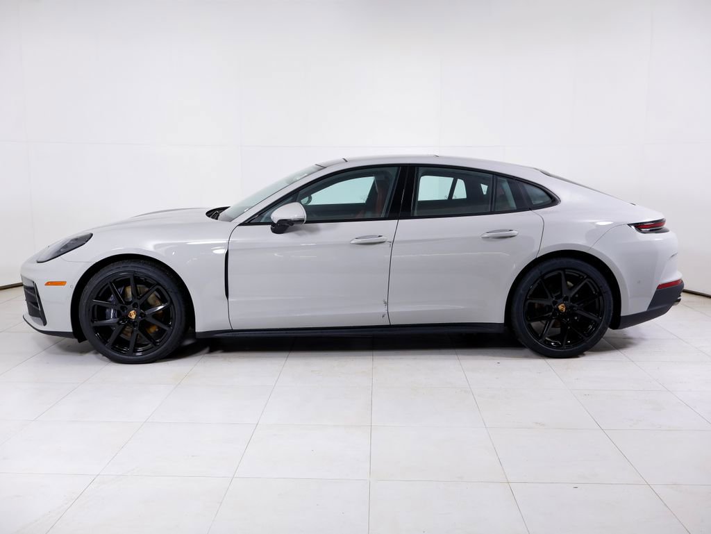 New 2026 Porsche Panamera 4 image 2