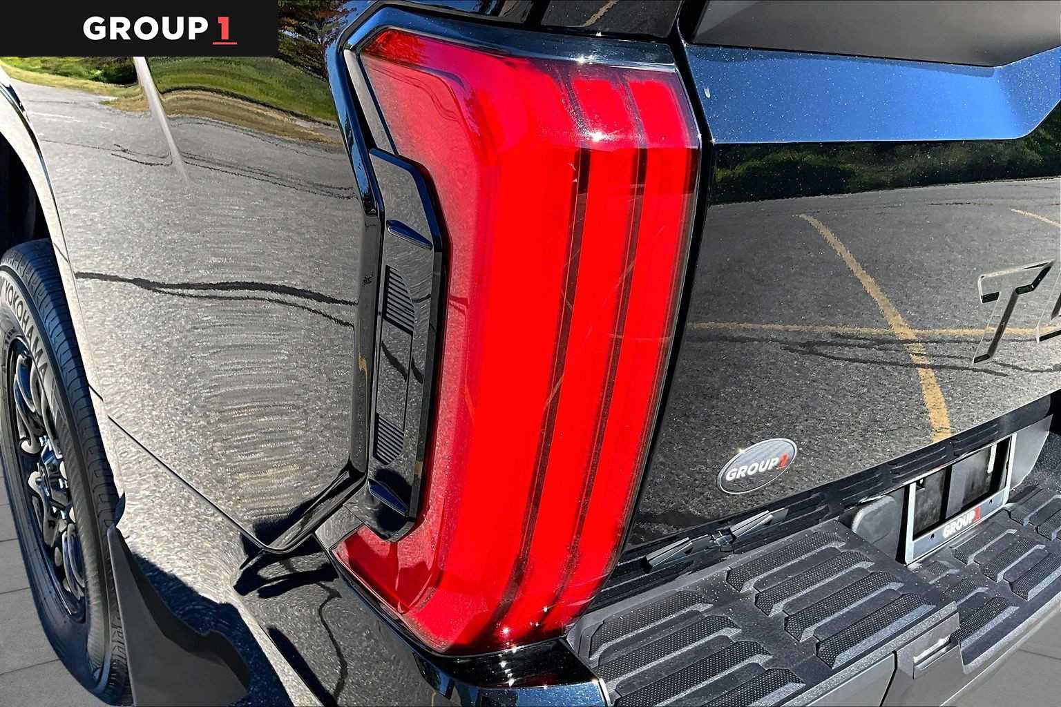 Certified 2025 Toyota Tundra SR AWD/4WD image 28