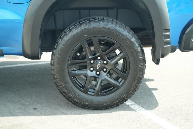 Used 2022 Chevrolet Silverado 1500 Custom Trail Boss w/ LPO, Dark Essentials Package AWD/4WD image 45