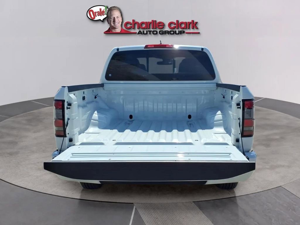 Used 2025 Nissan Frontier SV RWD image 19